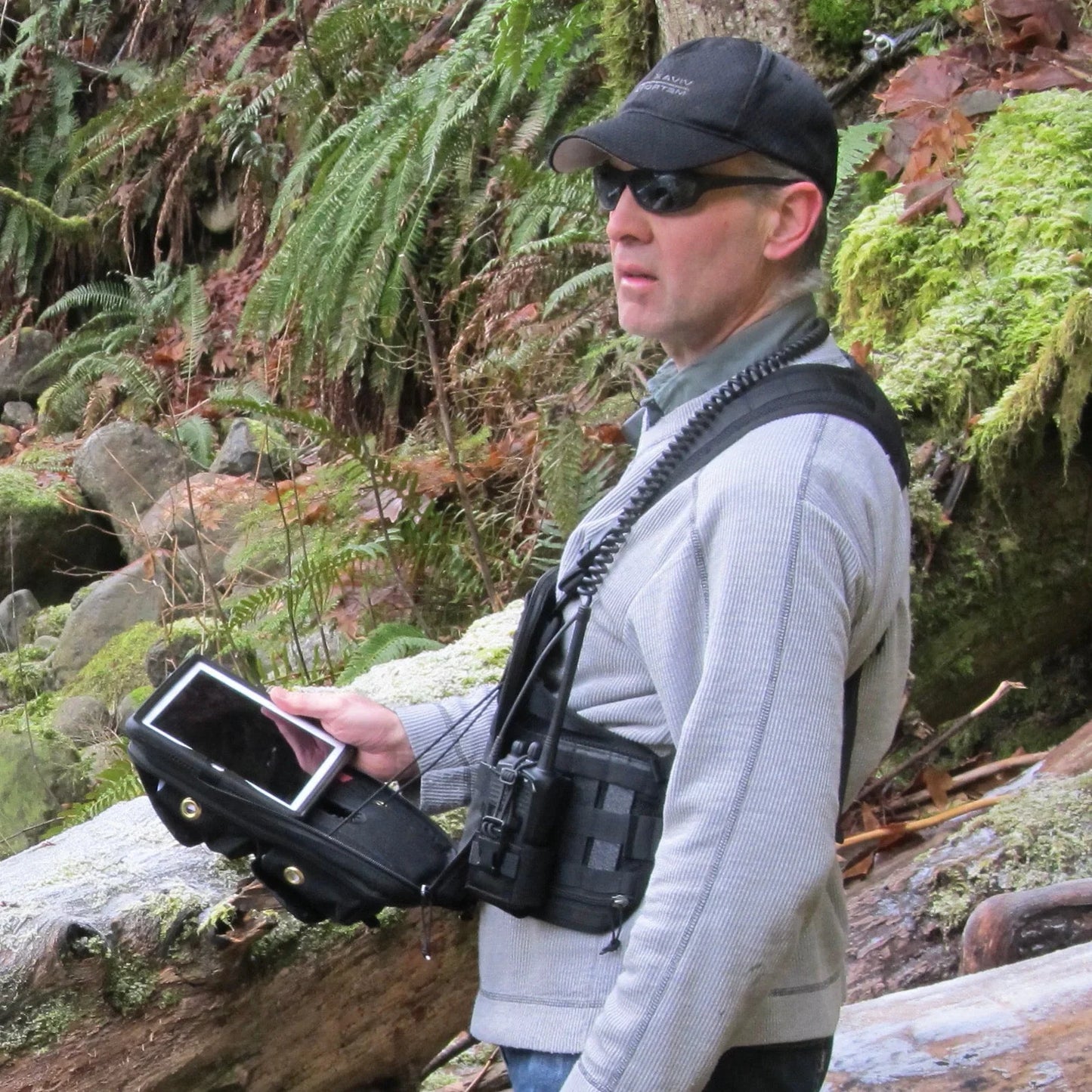 Hands-free drone tablet harness for Samsung Galaxy Tab S9 and Autel EVO II